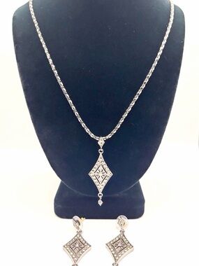 Vintage Butler Silver Tone Necklace & Earring Set